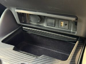 クラウンハイブリッド RS