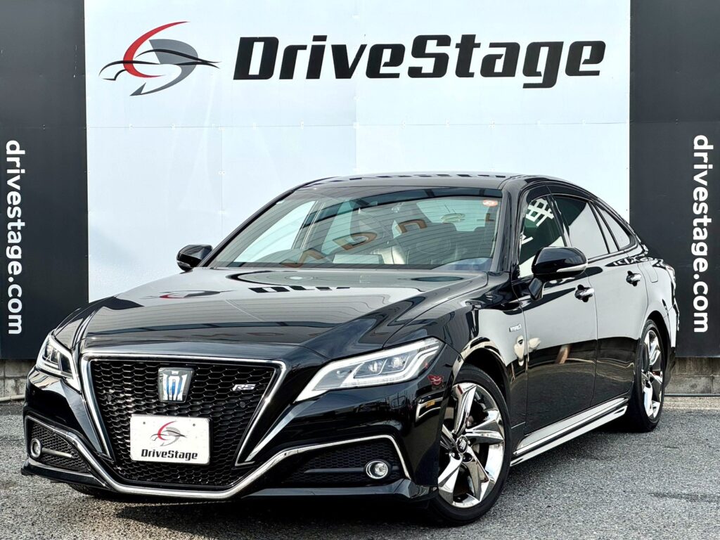 クラウンハイブリッド RS