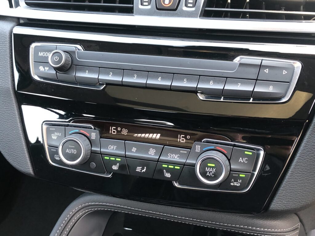 X1 xDrive 18d xライン