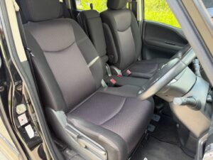 セレナ ハイウェイスター　Ｖセレクション