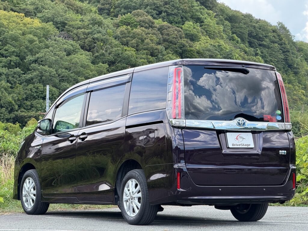 ノアハイブリッド G