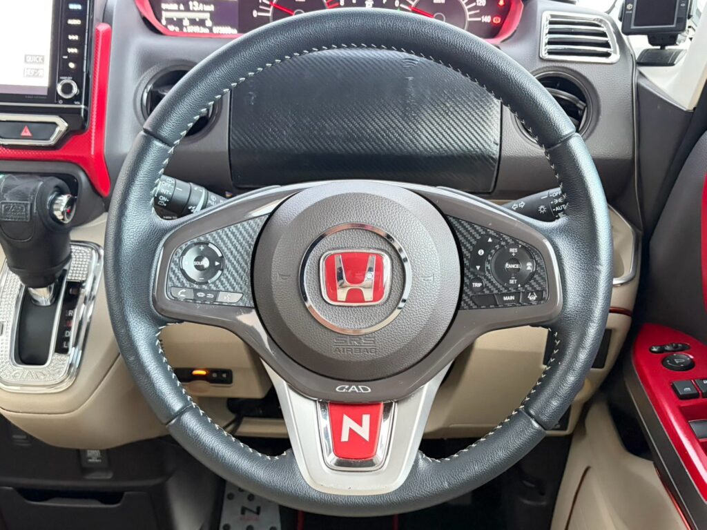 N-BOX G Lホンダセンシング