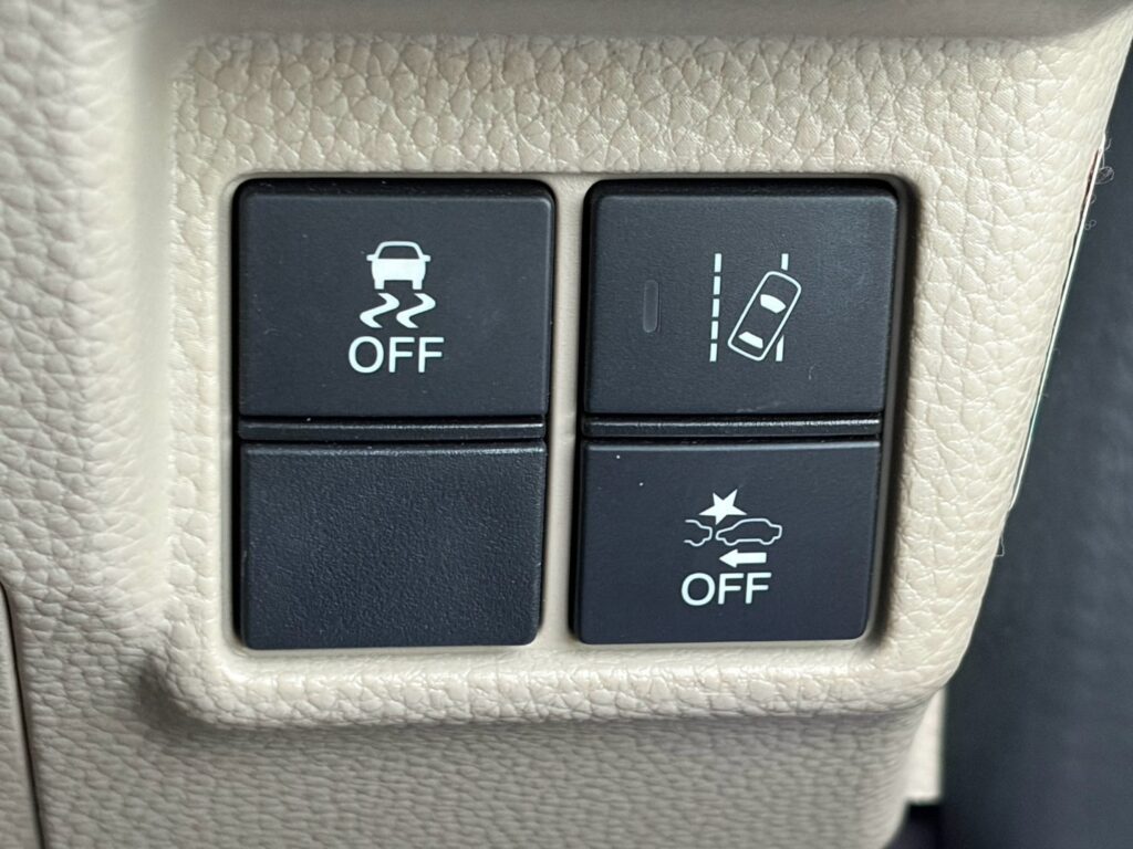 N-BOX G Lホンダセンシング