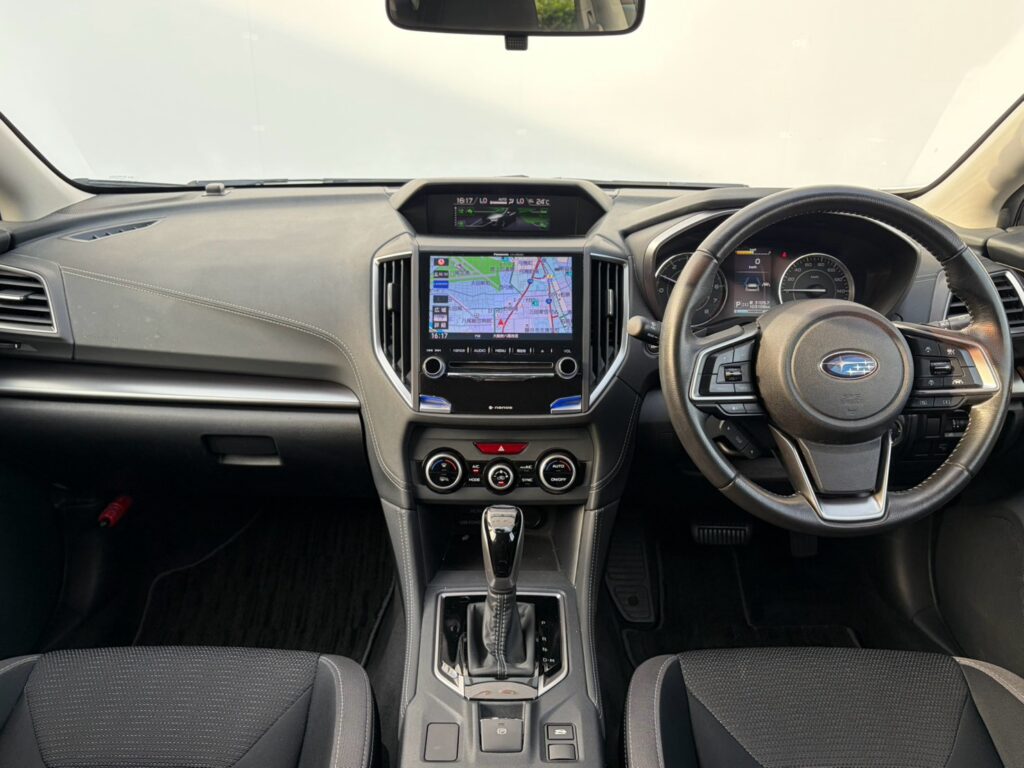 インプレッサスポーツ 2.0i-Lアイサイト 4WD