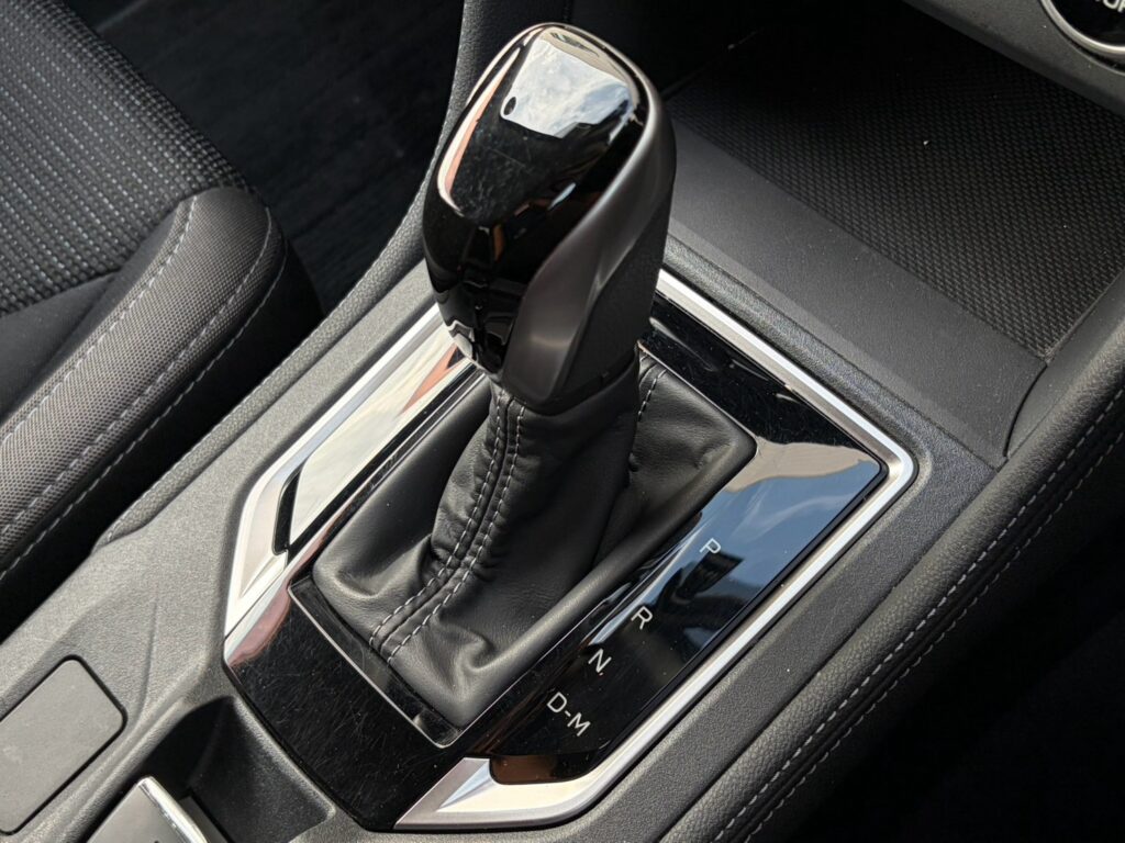 インプレッサスポーツ 2.0i-Lアイサイト 4WD