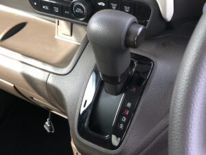 N-BOX G