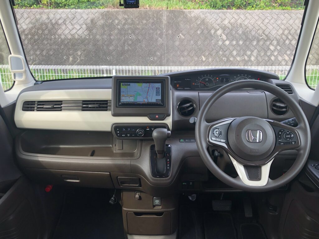 N-BOX G