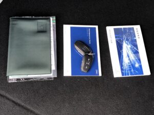 プジョー308SW GTブルーHDiディーゼルターボ