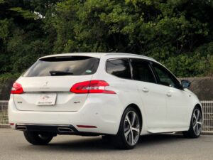 プジョー308SW GTブルーHDiディーゼルターボ