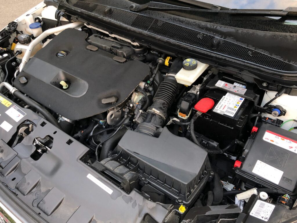 プジョー308SW GTブルーHDiディーゼルターボ