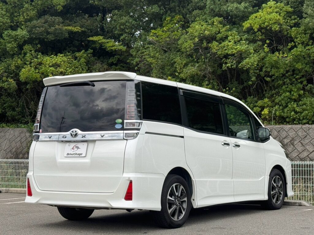 ヴォクシー ZS煌