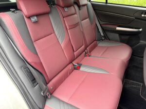 レヴォーグ 1.6STIスポーツ アイサイト 4WD