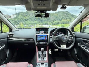レヴォーグ 1.6STIスポーツ アイサイト 4WD