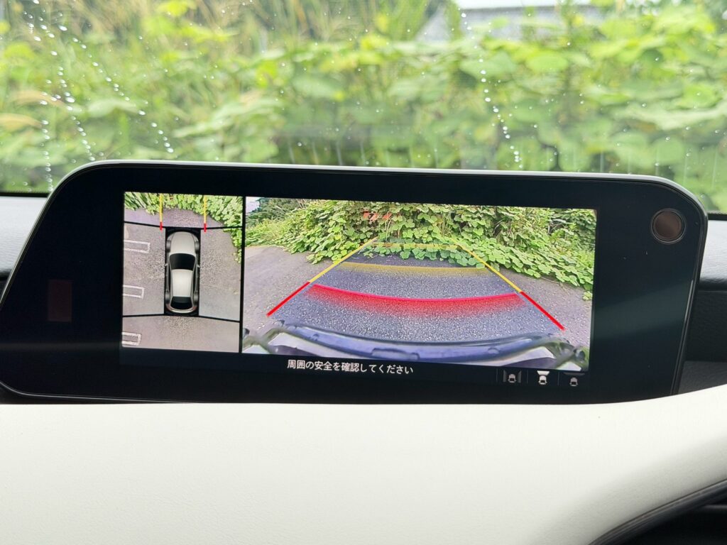 マツダ３ファストバック 15S 2020WCDOTY記念車