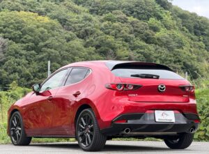 マツダ３ファストバック 15S 2020WCDOTY記念車