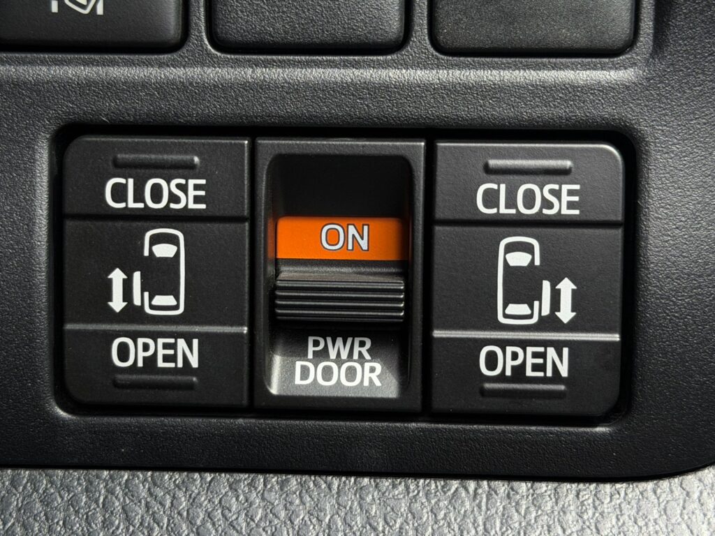 ノア X