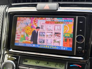 カローラフィールダー 1.5ハイブリッドG AツアラーW×B