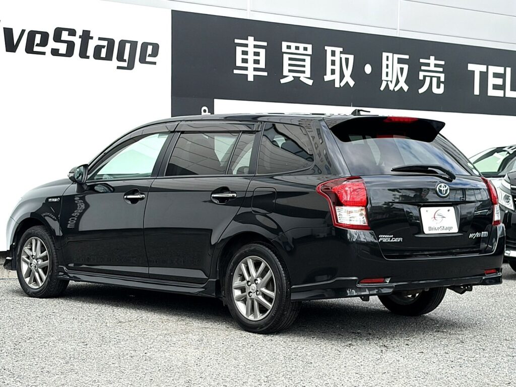 カローラフィールダー 1.5ハイブリッドG AツアラーW×B