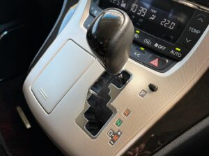 ヴェルファイア 2.4Zゴールデンアイズ