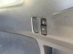 レヴォーグ 1.6STIスポーツ アイサイト 4WD