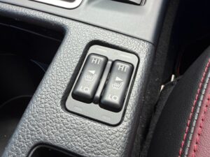 レヴォーグ 1.6STIスポーツ アイサイト 4WD