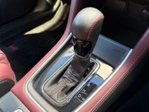 レヴォーグ 1.6STIスポーツ アイサイト 4WD