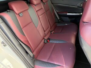 レヴォーグ 1.6STIスポーツ アイサイト 4WD