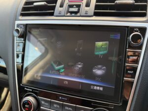 レヴォーグ 1.6STIスポーツ アイサイト 4WD