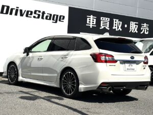 レヴォーグ 1.6STIスポーツ アイサイト 4WD