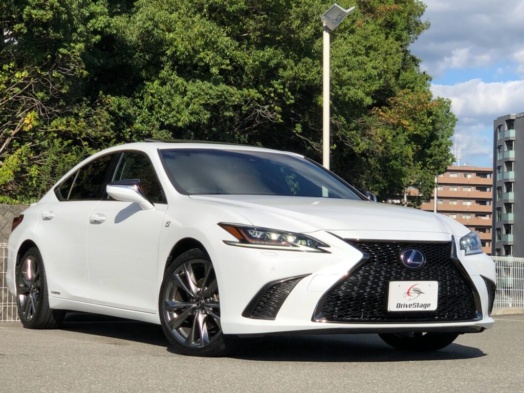 ES 300h Fスポーツ