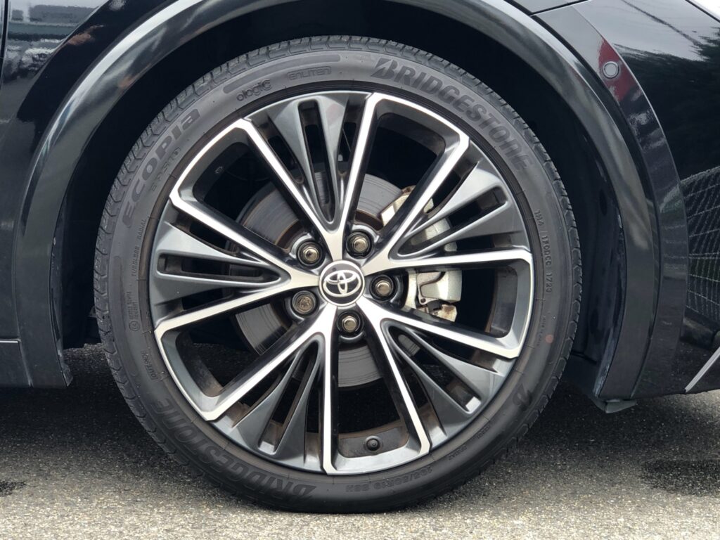 プリウス 2.0Z E-Four 4WD
