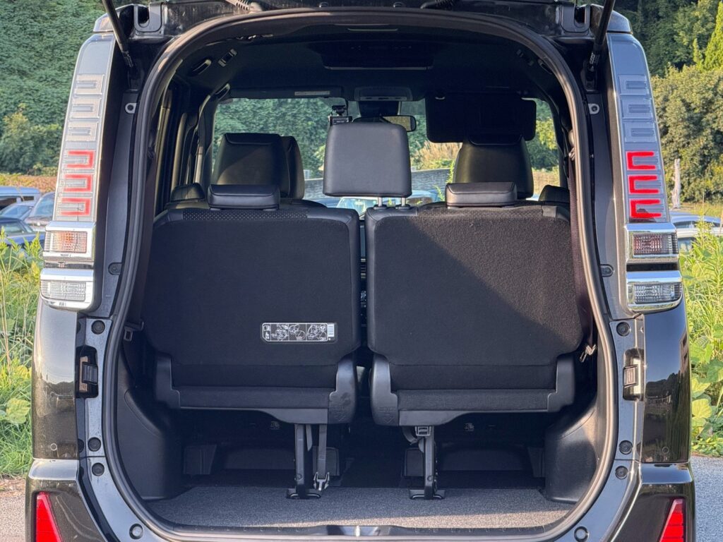 ヴォクシー ZS煌Ⅲ 4WD