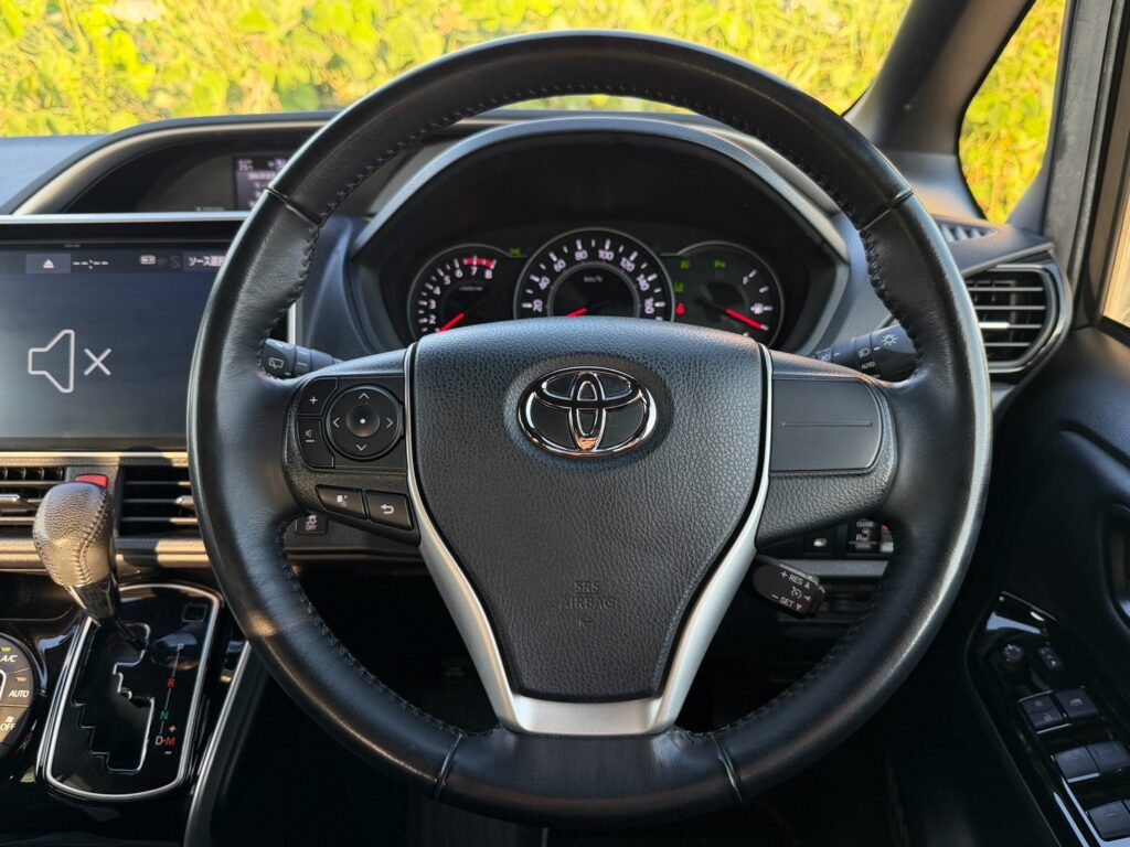 ヴォクシー ZS煌Ⅲ 4WD