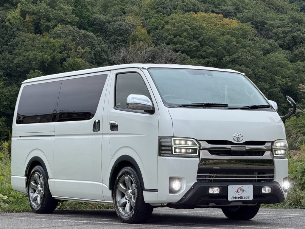 ハイエースバン 2.8DTスーパーGLダークプライムロング