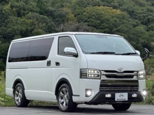 ハイエースバン 2.8DTスーパーGLダークプライムロング