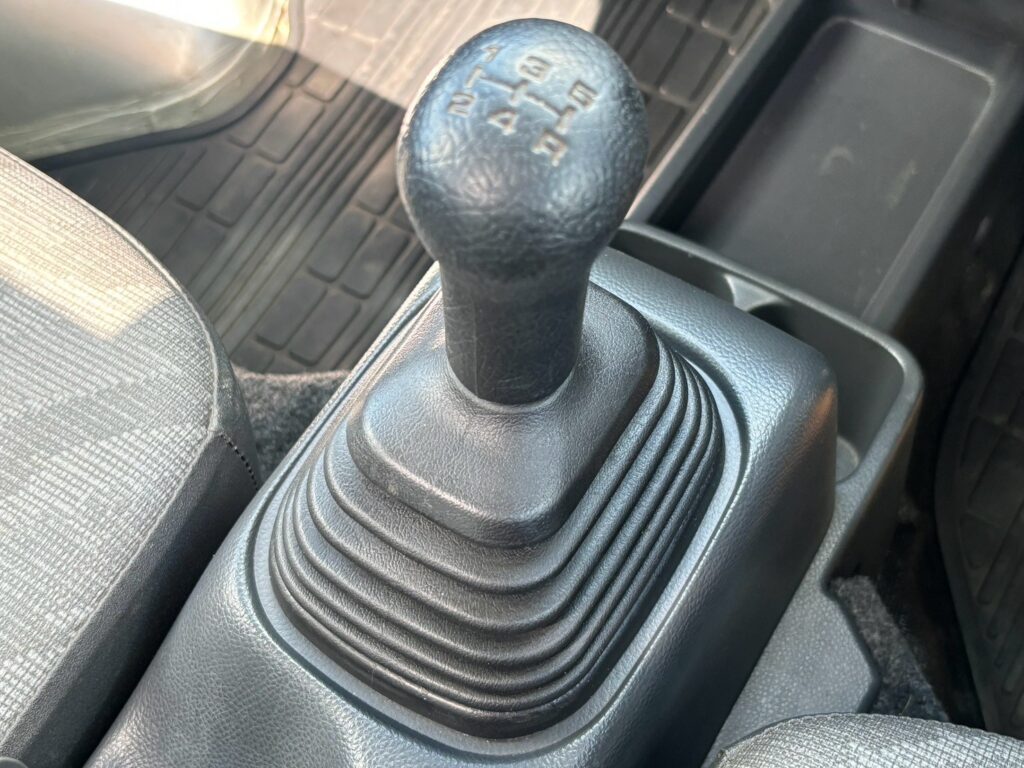 キャリイトラック KCエアコン・パワステ3方開 4WD